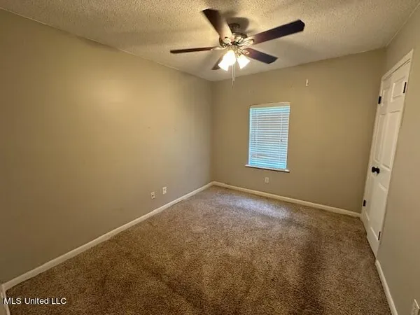 $1,575 | 109 McRaven Street, Clinton, MS 39056