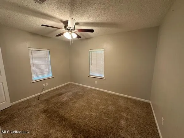 $1,575 | 109 McRaven Street, Clinton, MS 39056