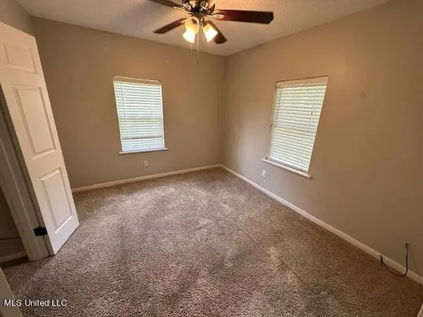 $1,575 | 109 McRaven Street, Clinton, MS 39056