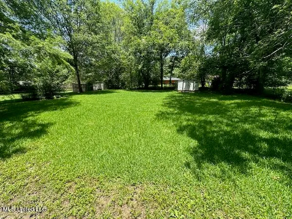 $1,575 | 109 McRaven Street, Clinton, MS 39056