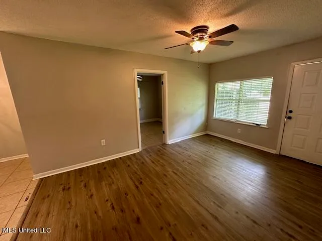 $1,575 | 109 McRaven Street, Clinton, MS 39056