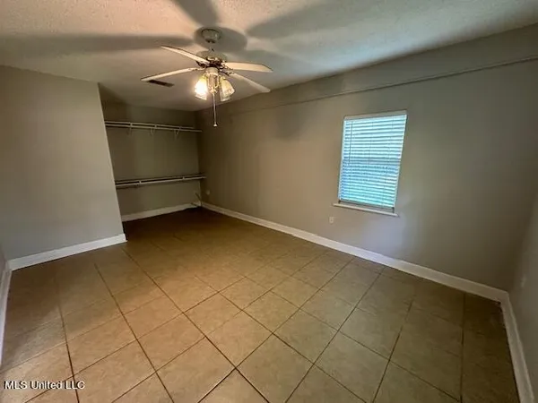 $1,575 | 109 McRaven Street, Clinton, MS 39056