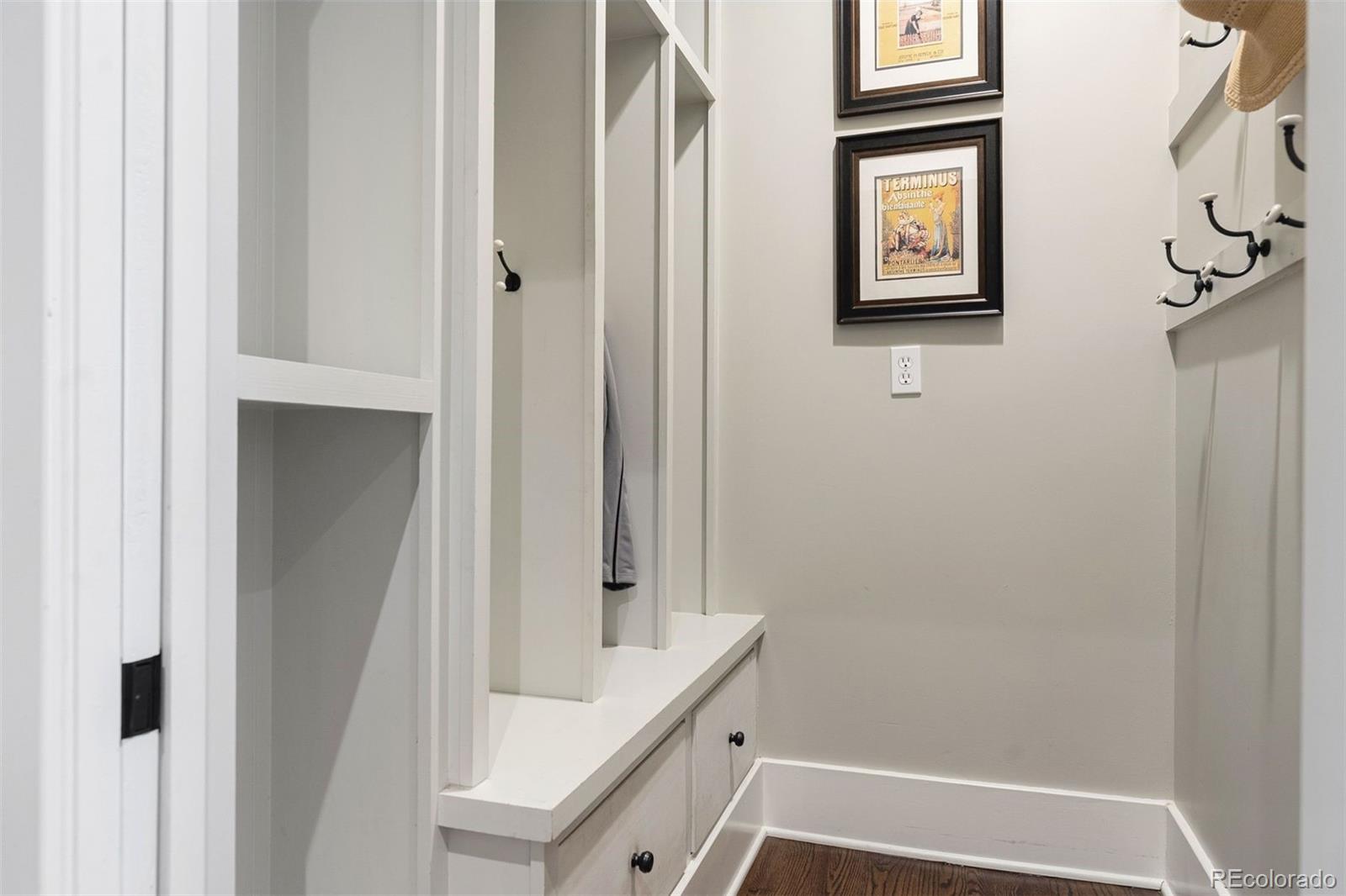 4535 Montview Boulevard Denver, CO 80207 - Photo 13 of 27 a bathroom with a bathtub and shower