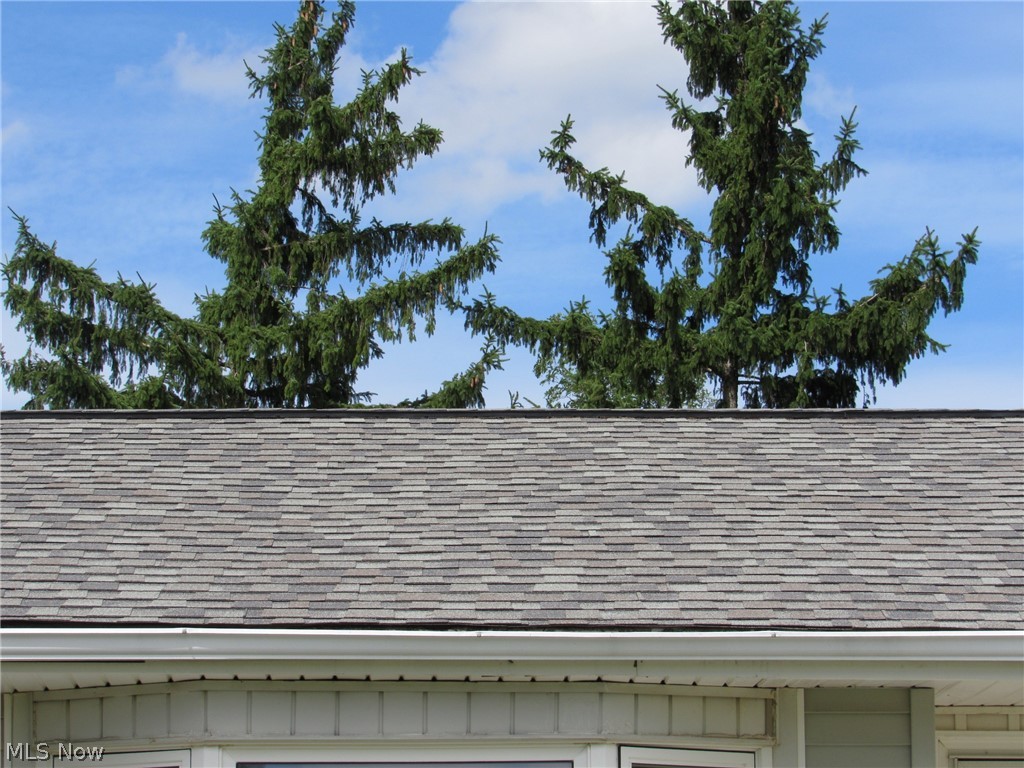7263 Ross Road Madison, OH 44057 - Photo 19 of 24 Roof is approximately 5 years old.