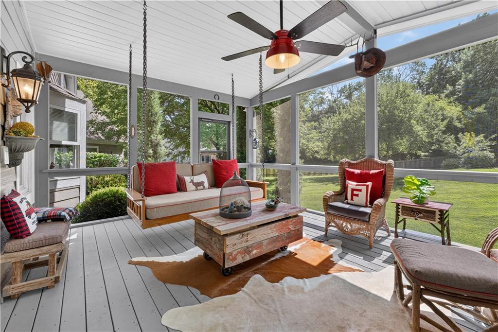 12816 Sagamore Road Leawood, KS 66209 - Photo 11 of 55