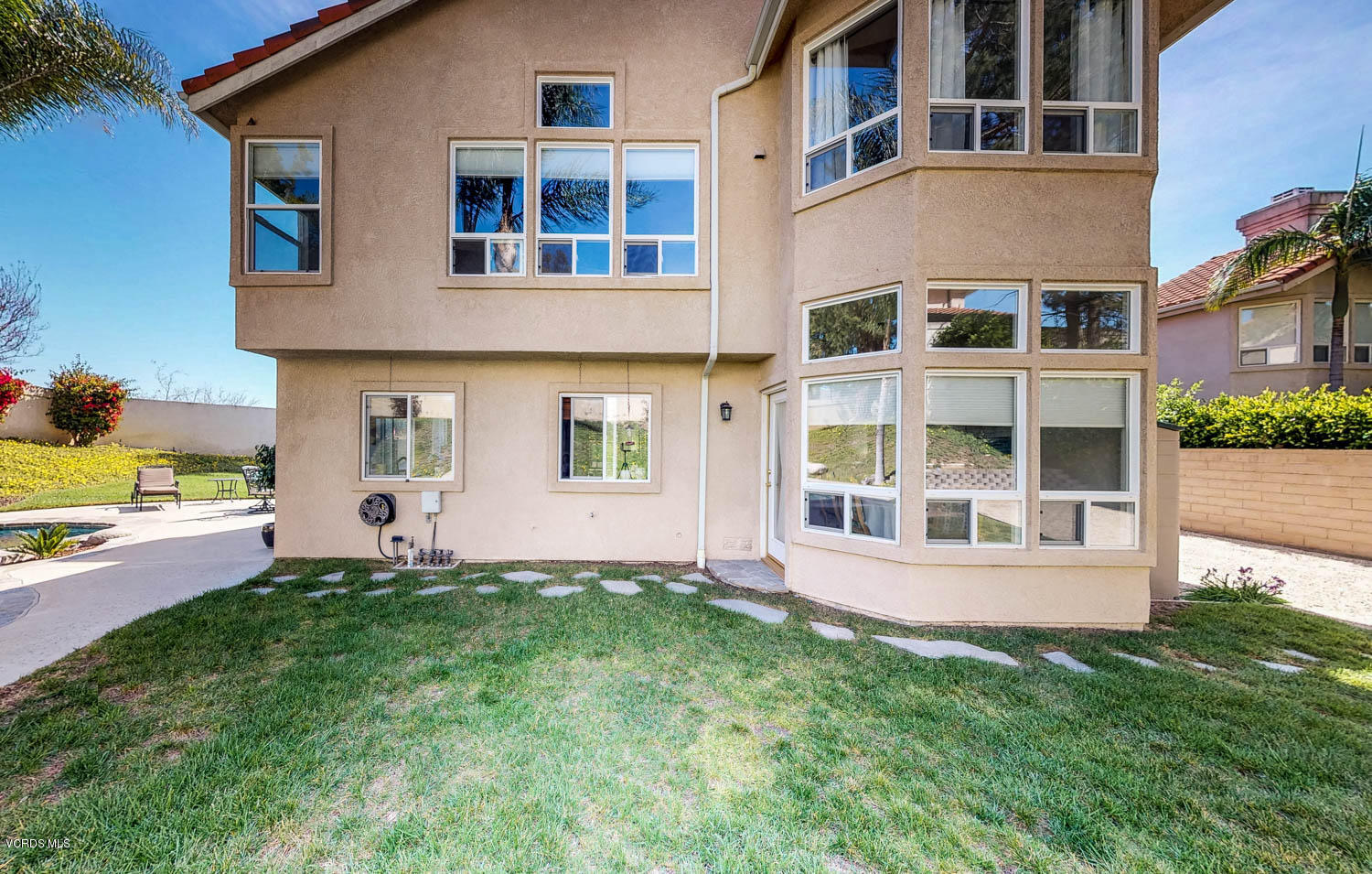 595 Fresh Meadows Road Simi Valley, CA 93065 - Photo 3 of 30 T3F9K6vb6BG - 03.09.2018_13.39.36