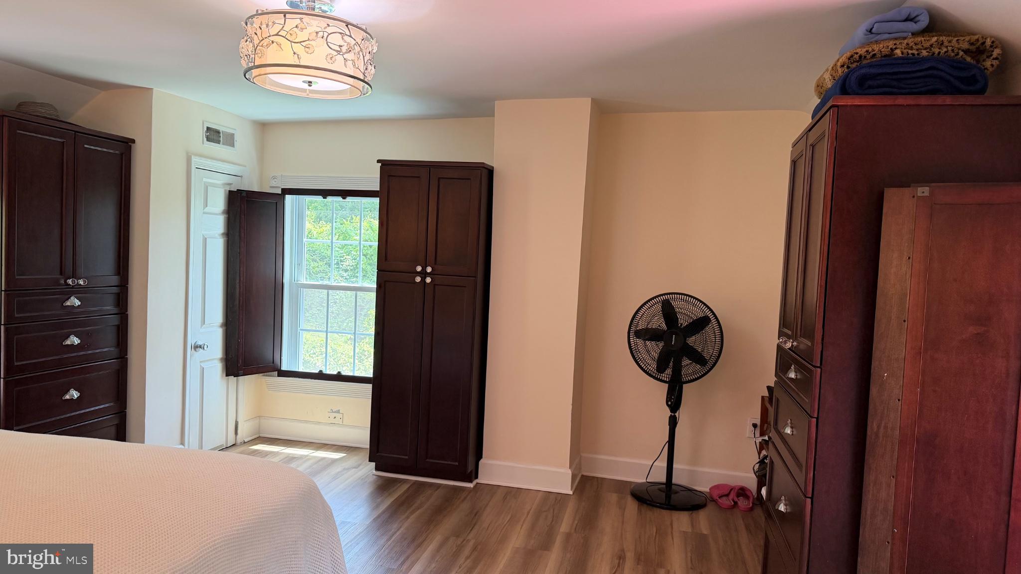 6287 Old Zion Road Warrenton, VA 20187 - Photo 40 of 69 Bright and airy bedroom retreat.
