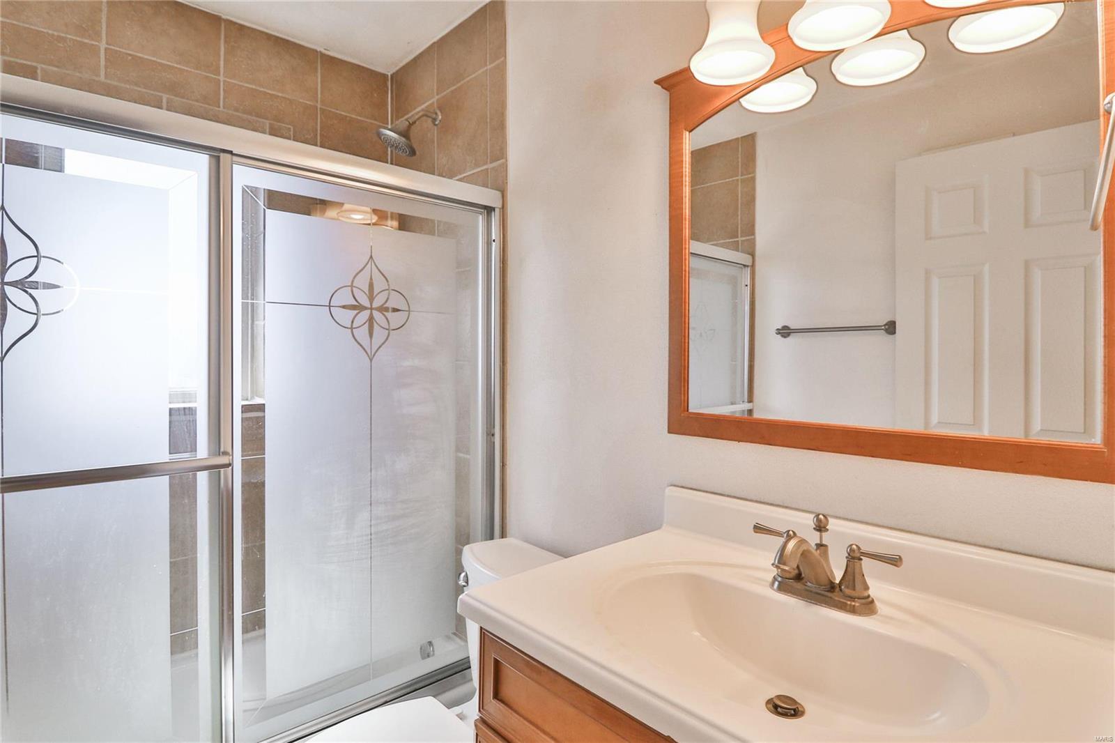 3376 Ringer Road St. Louis, MO 63125 - Photo 14 of 22 Gallery Image 14