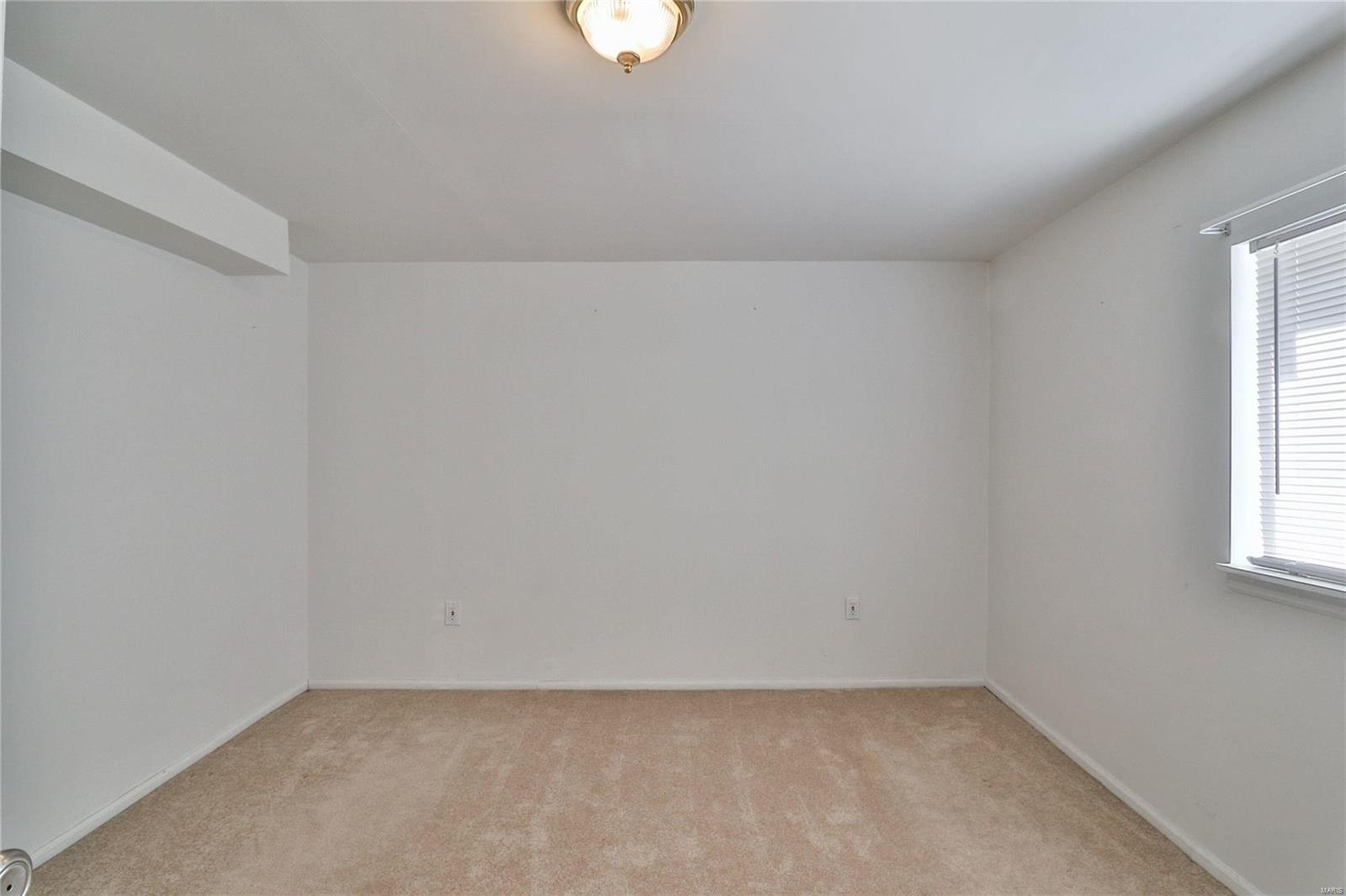 3376 Ringer Road St. Louis, MO 63125 - Photo 18 of 22 Gallery Image 18