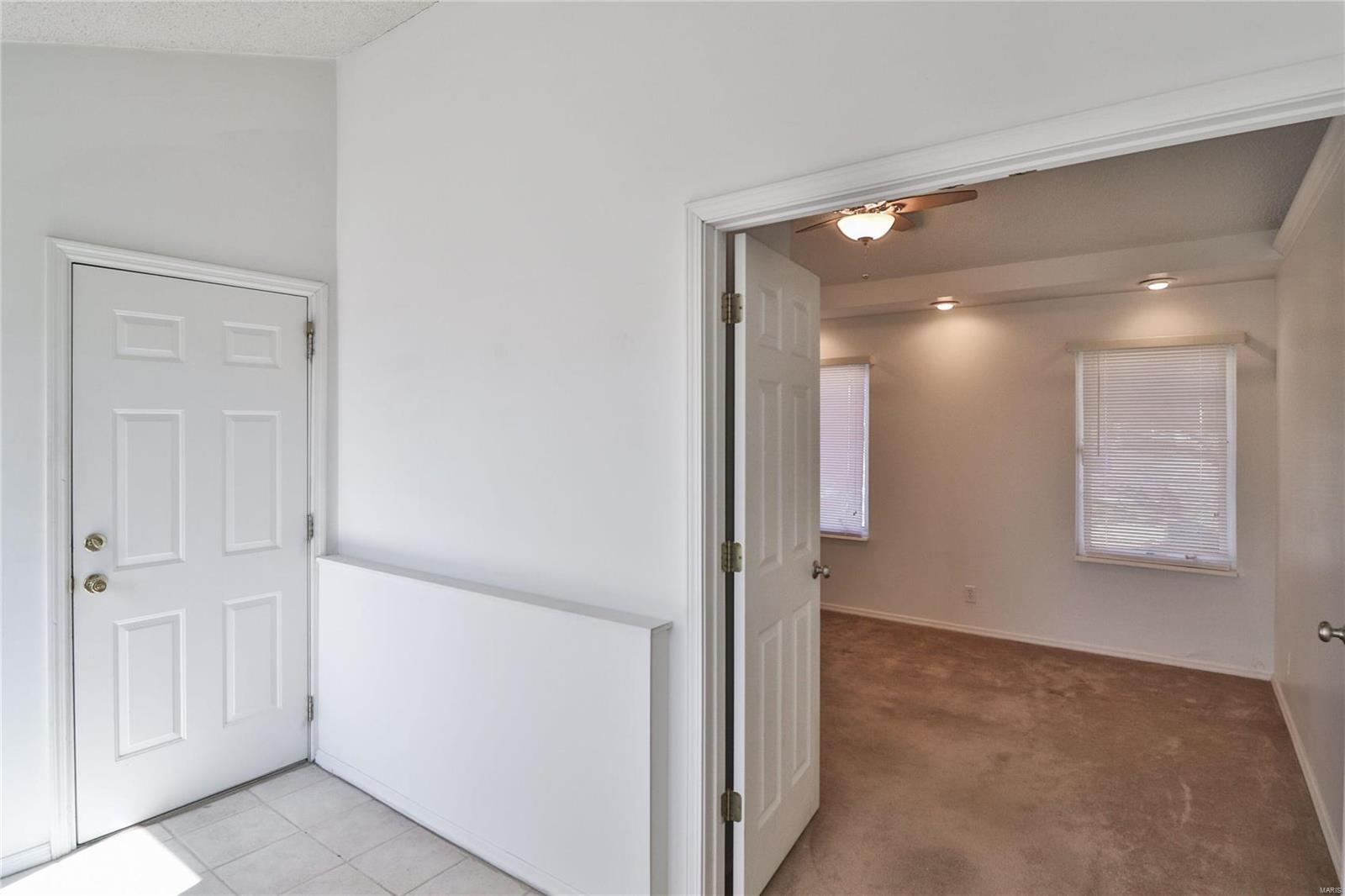 3376 Ringer Road St. Louis, MO 63125 - Photo 8 of 22 Gallery Image 8