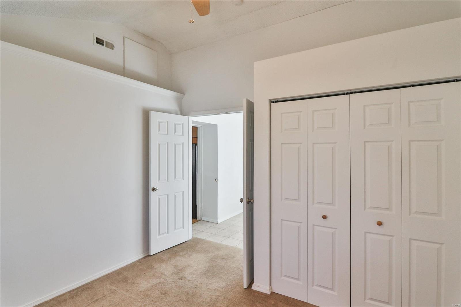 3376 Ringer Road St. Louis, MO 63125 - Photo 10 of 22 Gallery Image 10