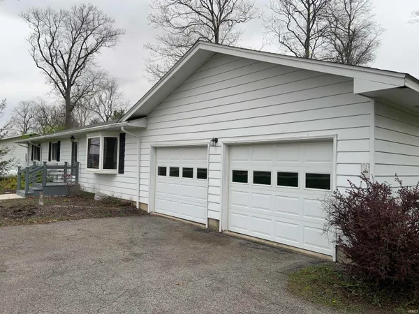 19133 Maples Road, Monroeville, IN 46773