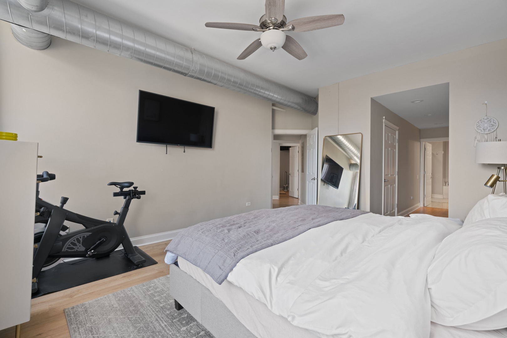 1001 West Madison Street, Unit 611 Chicago, IL 60607 - Photo 13 of 30 Gallery Image 13