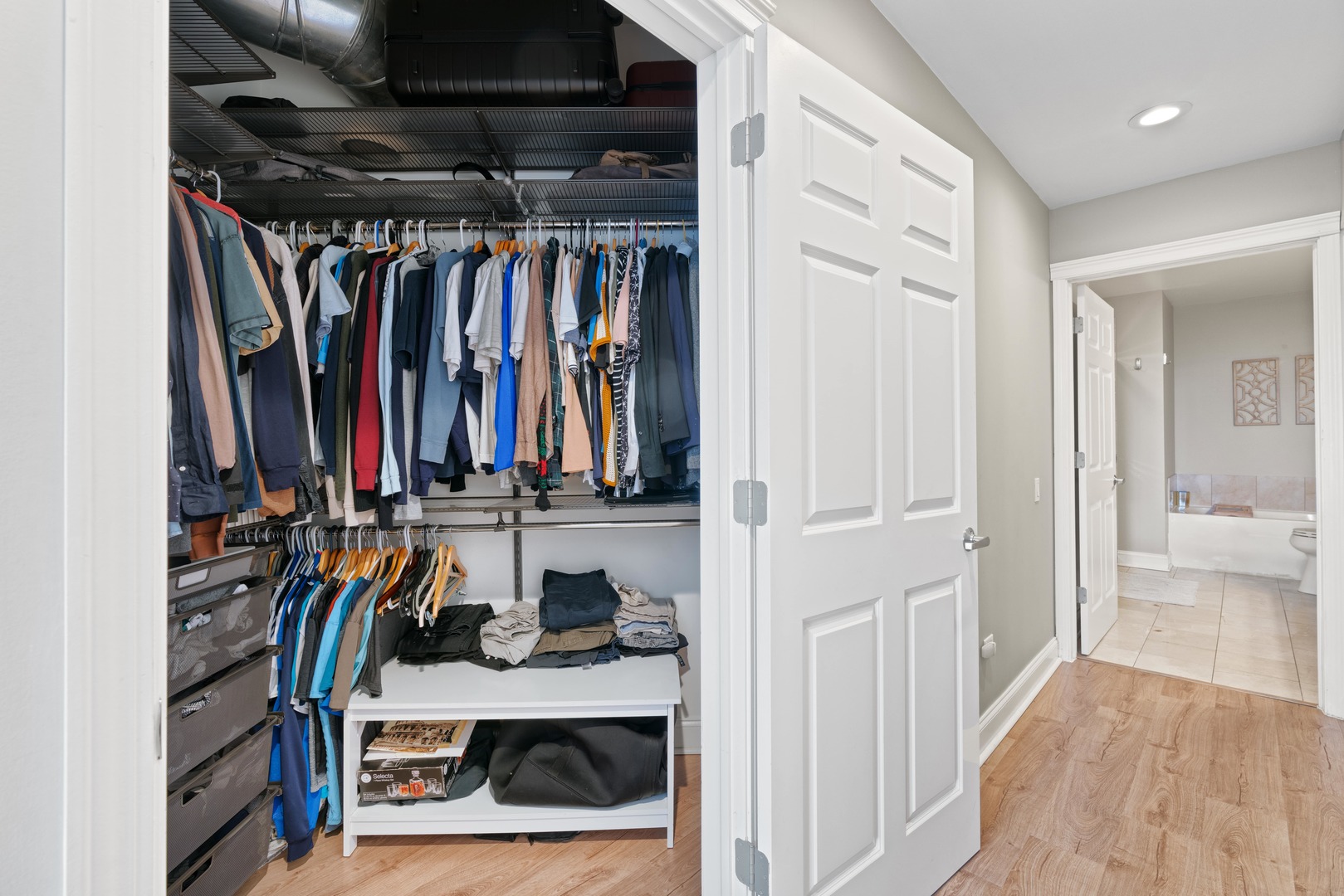 1001 West Madison Street, Unit 611 Chicago, IL 60607 - Photo 14 of 30 Gallery Image 14