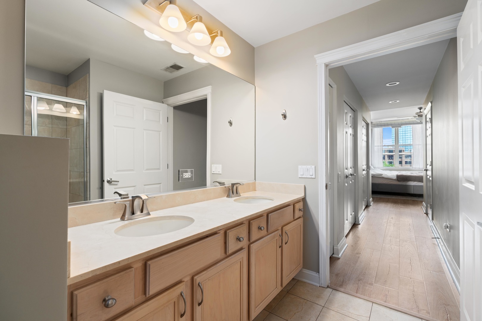 1001 West Madison Street, Unit 611 Chicago, IL 60607 - Photo 18 of 30 Gallery Image 18