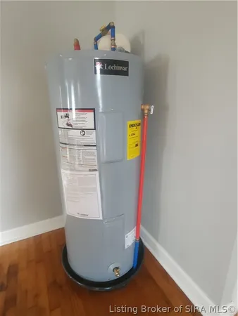 $155,900 | 803 West Market Street, Salem, IN 47167