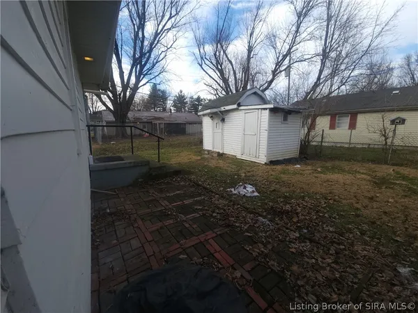 $155,900 | 803 West Market Street, Salem, IN 47167