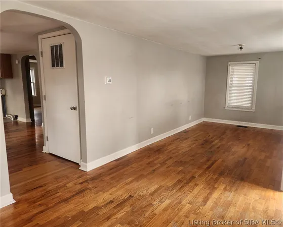 $155,900 | 803 West Market Street, Salem, IN 47167