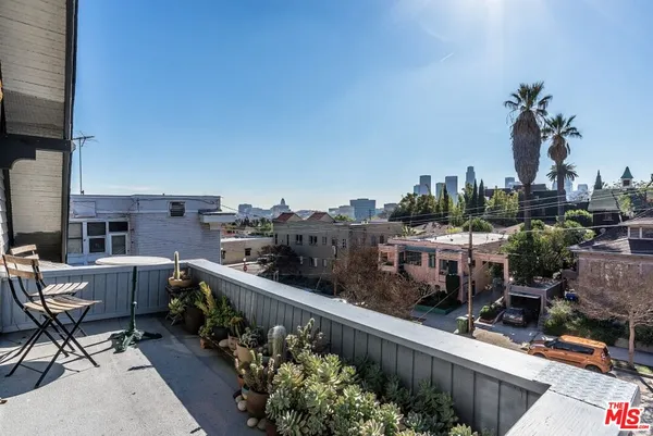 $3,600 | 1315 1/2 Kellam Avenue, Los Angeles, CA 90026