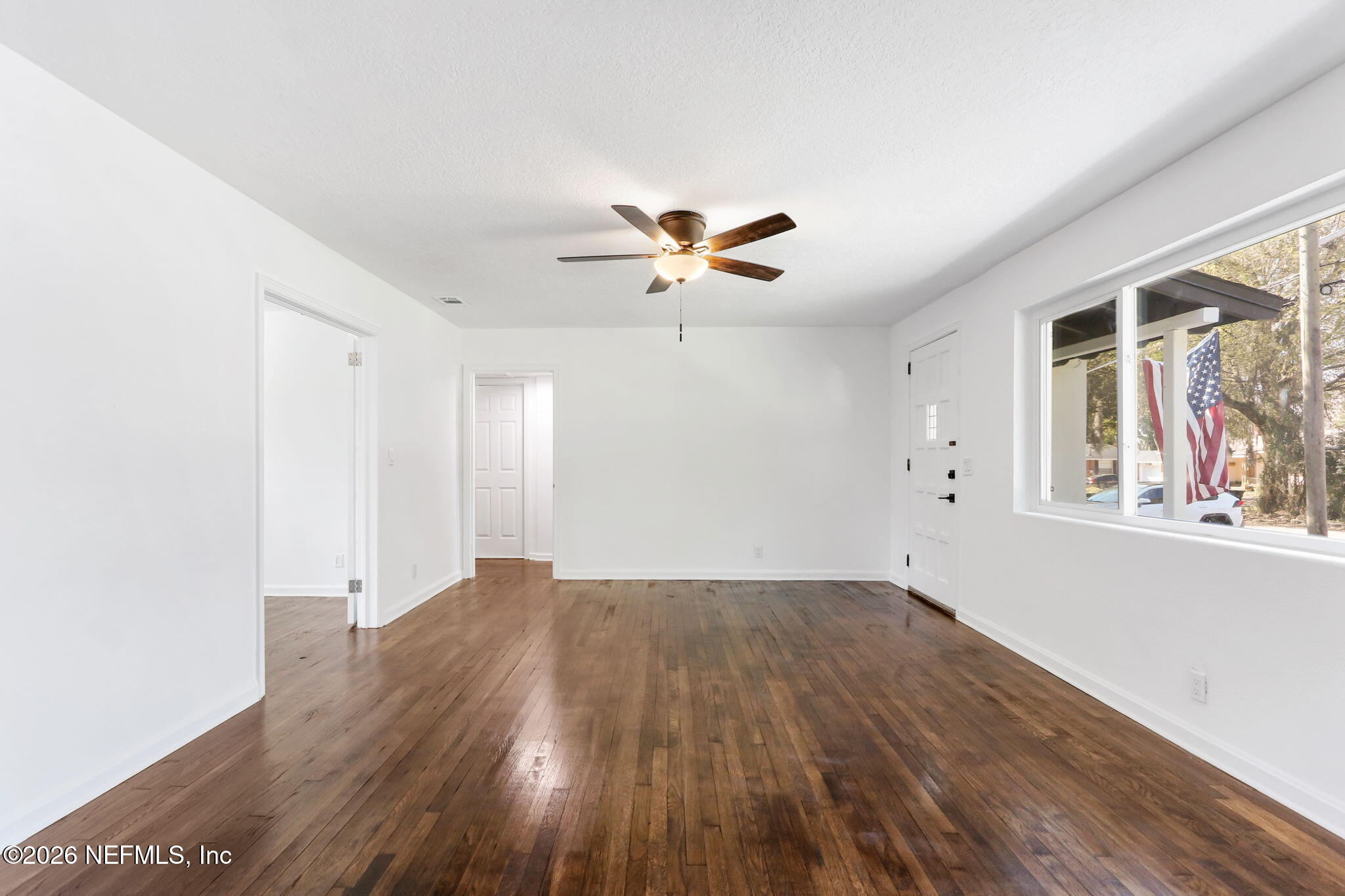 1425 Somerville Road Jacksonville, FL 32207 - Photo 4 of 16 6-web-or-mls-IMG_0034