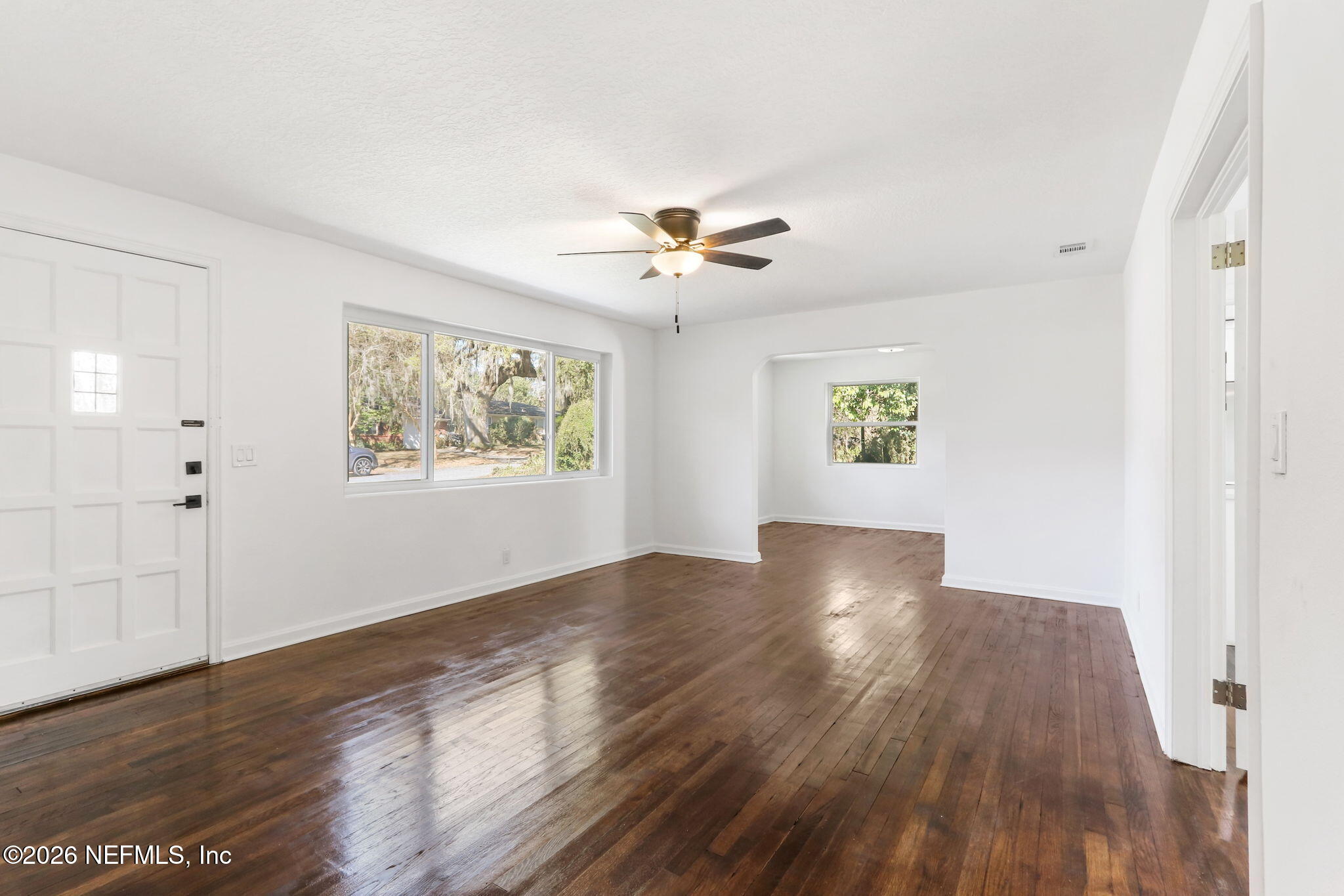 1425 Somerville Road Jacksonville, FL 32207 - Photo 5 of 16 7-web-or-mls-IMG_0039