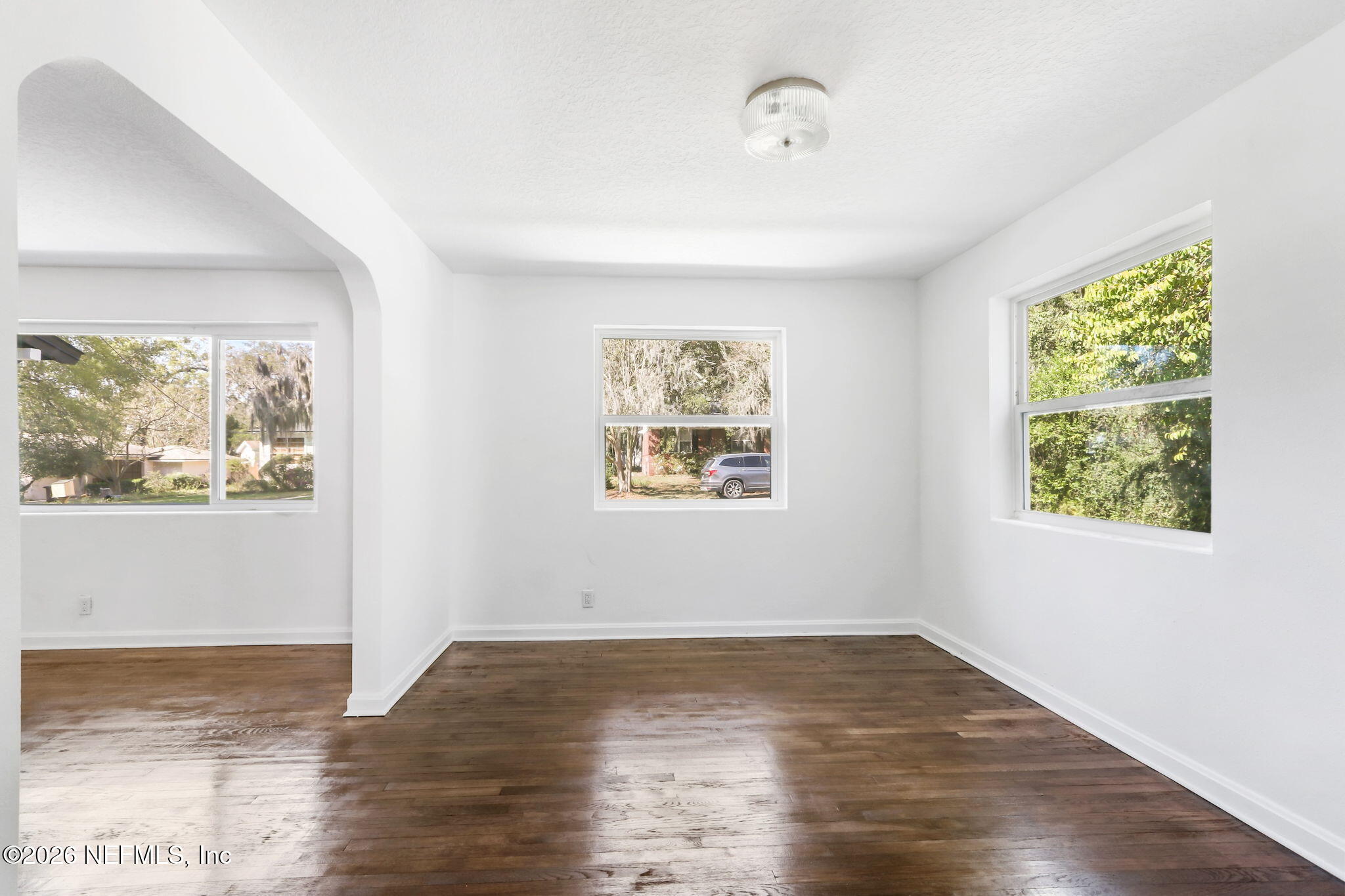 1425 Somerville Road Jacksonville, FL 32207 - Photo 7 of 16 9-web-or-mls-IMG_0049