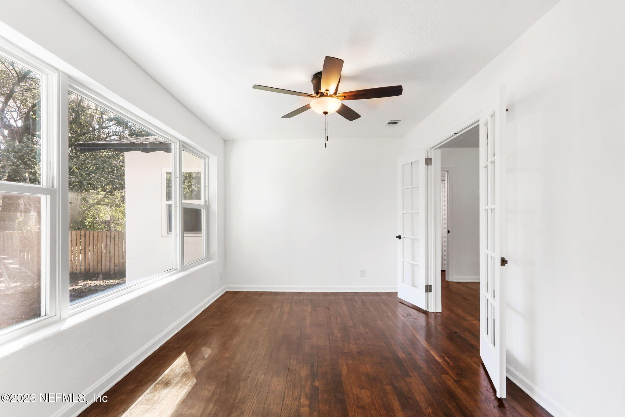 1425 Somerville Road Jacksonville, FL 32207 - Photo 9 of 16 11-web-or-mls-IMG_0059