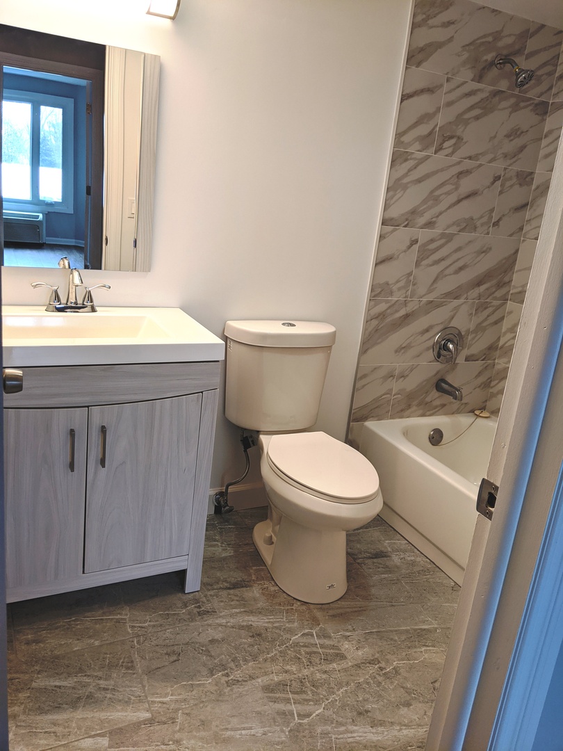 1 Renaissance Place, Unit 104 Palatine, IL 60067 - Photo 7 of 10
