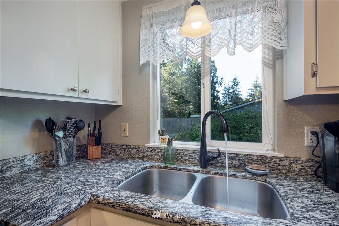 7610 South Lake Ketchum Road Stanwood, WA 98292 - Photo 3 of 30 Gallery Image 3