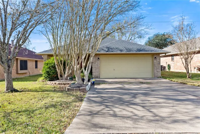$289,900 | 4016 Windfree Drive, College Station, TX 77845