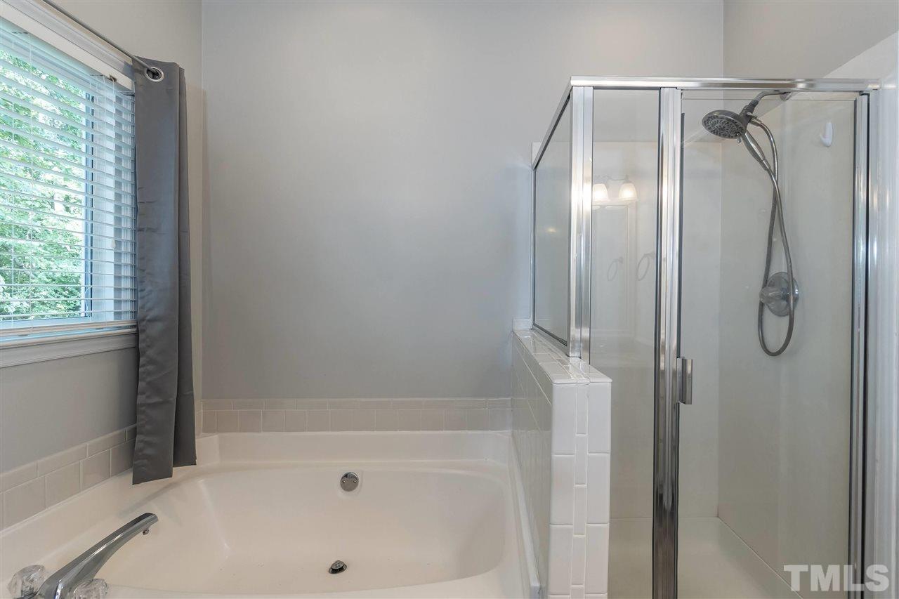 4604 Ellsmere Lane Raleigh, NC 27604 - Photo 18 of 30