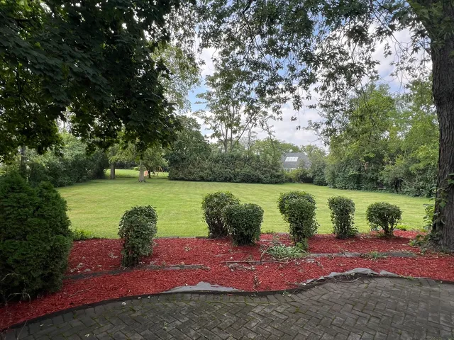 $750,000 | 3412 Meyers Road, Oak Brook, IL 60523