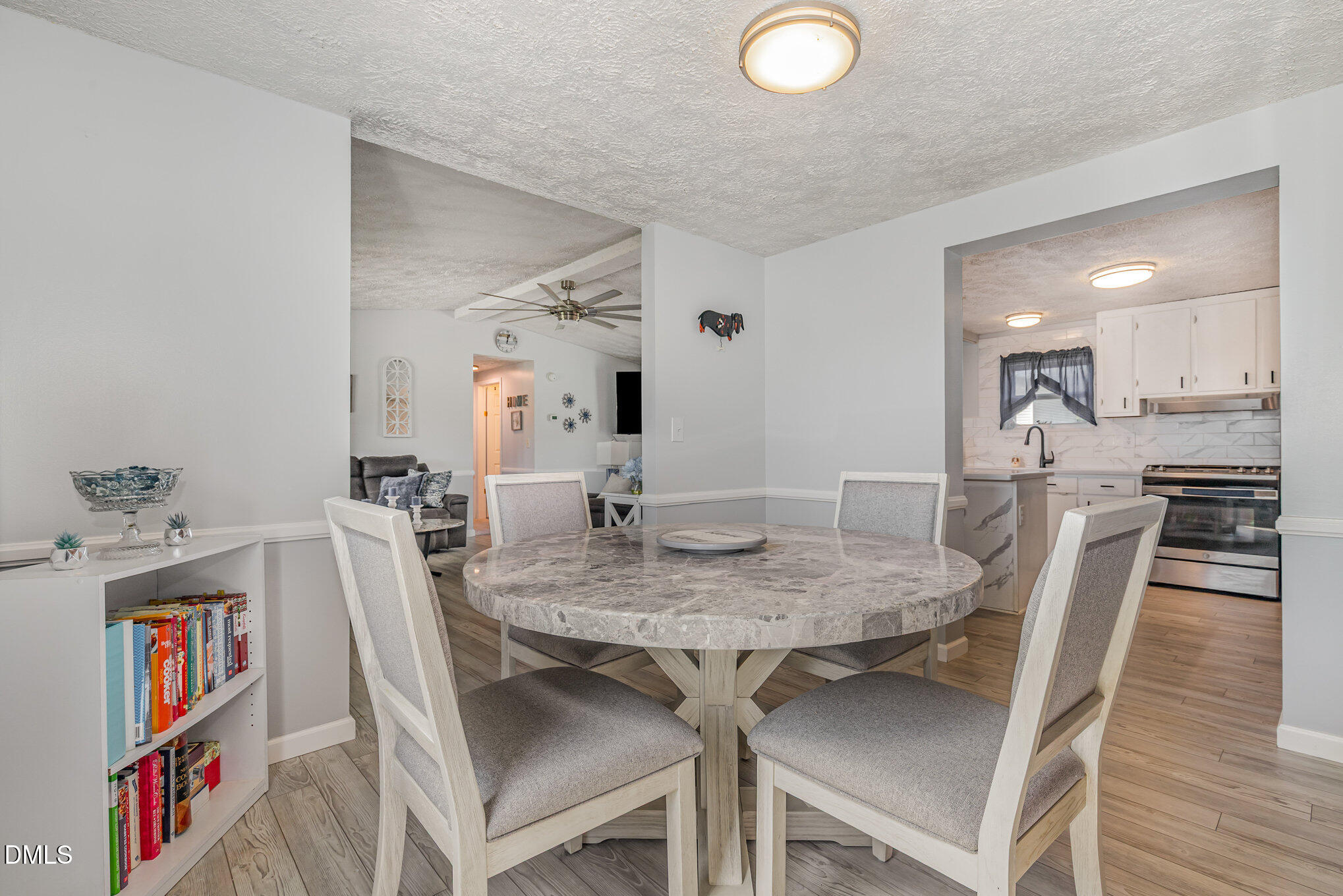 405 Woodruff Road Selma, NC 27576 - Photo 13 of 28 dining1