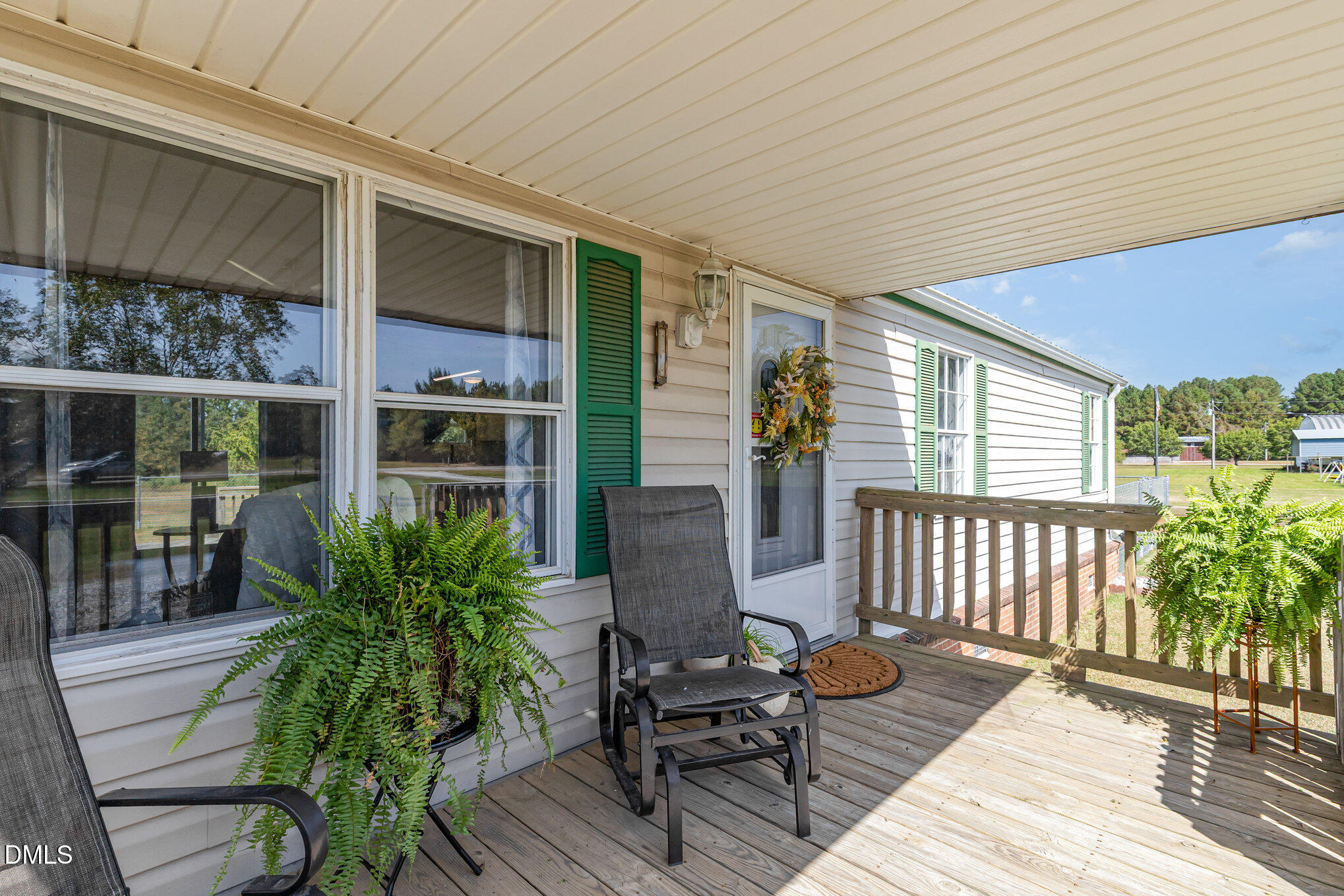 405 Woodruff Road Selma, NC 27576 - Photo 2 of 28 frontporch