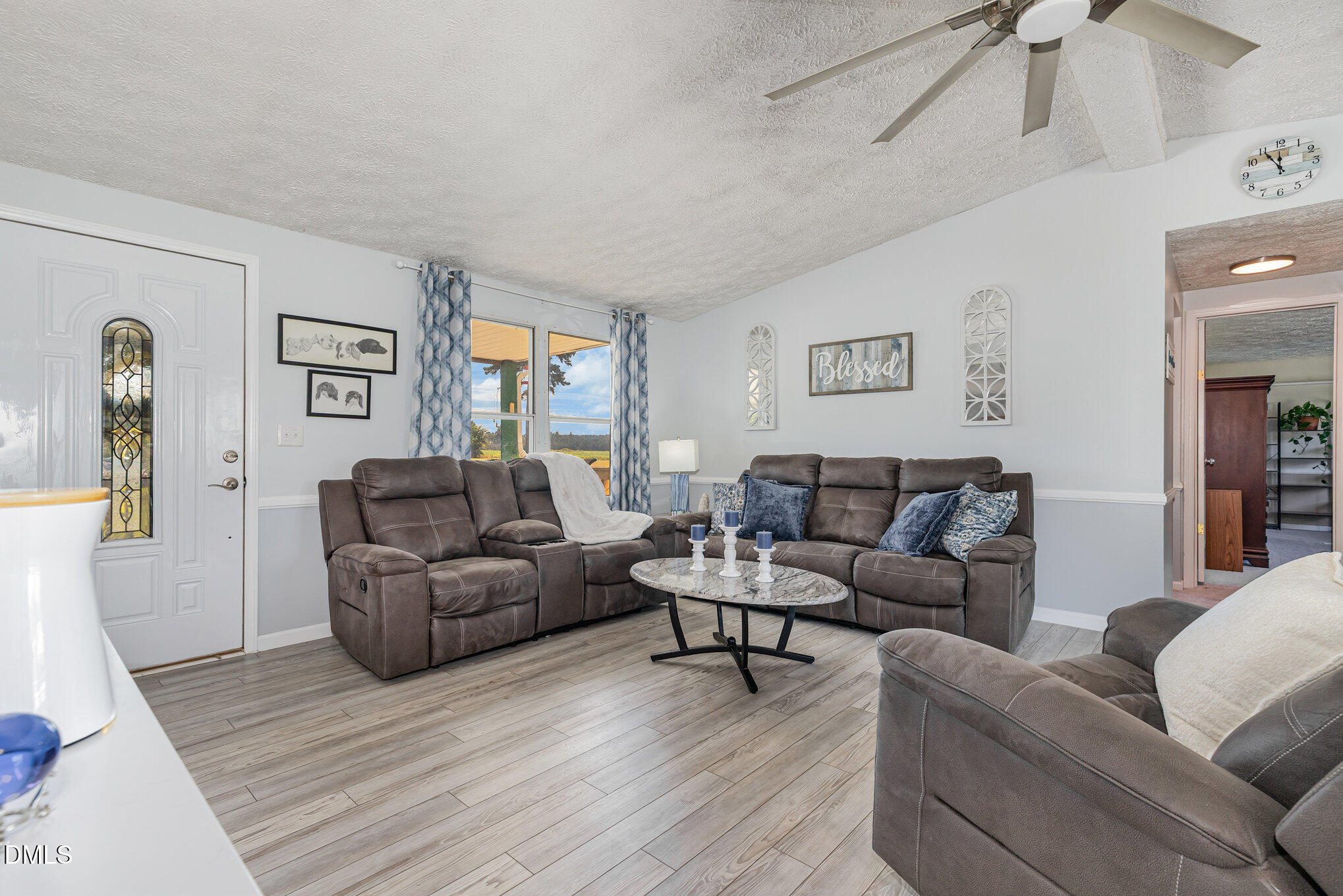 405 Woodruff Road Selma, NC 27576 - Photo 4 of 28 frontdoorden