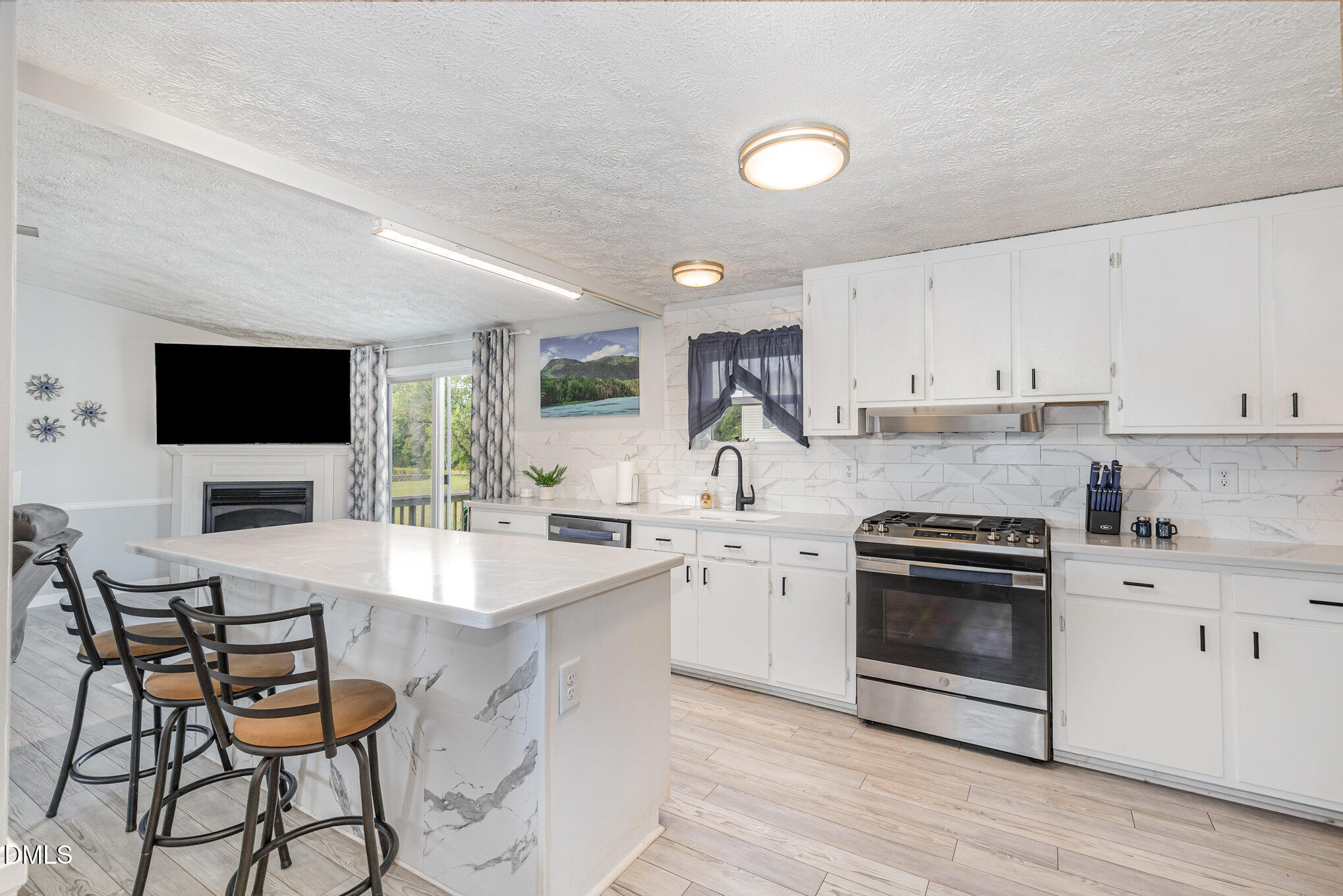 405 Woodruff Road Selma, NC 27576 - Photo 8 of 28 kitchen1