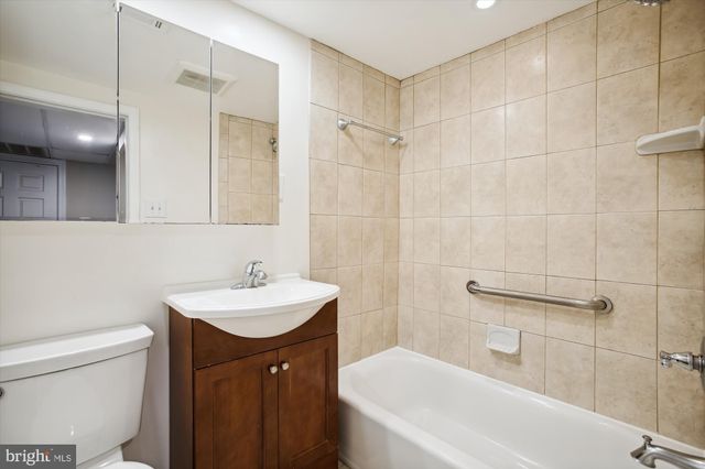 $485,000 | 1207 North Pitt Street, Unit 1C, Alexandria, VA 22314