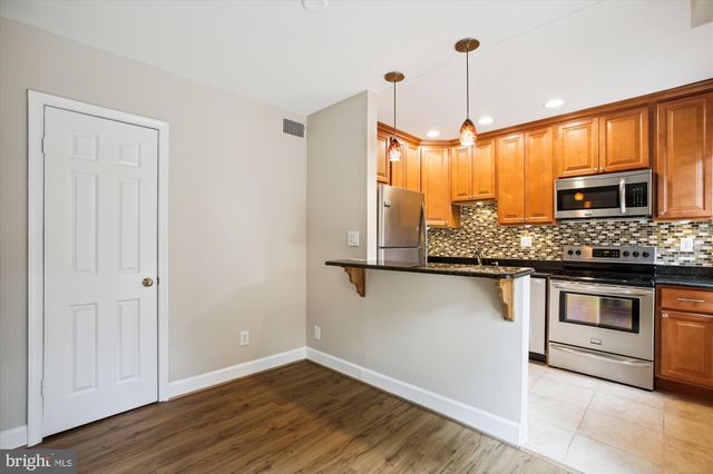 $485,000 | 1207 North Pitt Street, Unit 1C, Alexandria, VA 22314