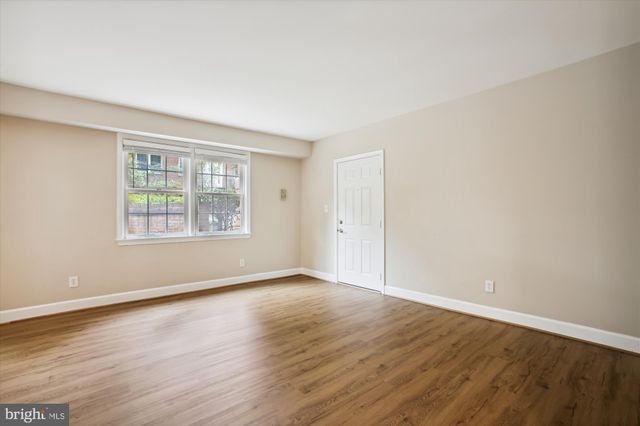 $485,000 | 1207 North Pitt Street, Unit 1C, Alexandria, VA 22314