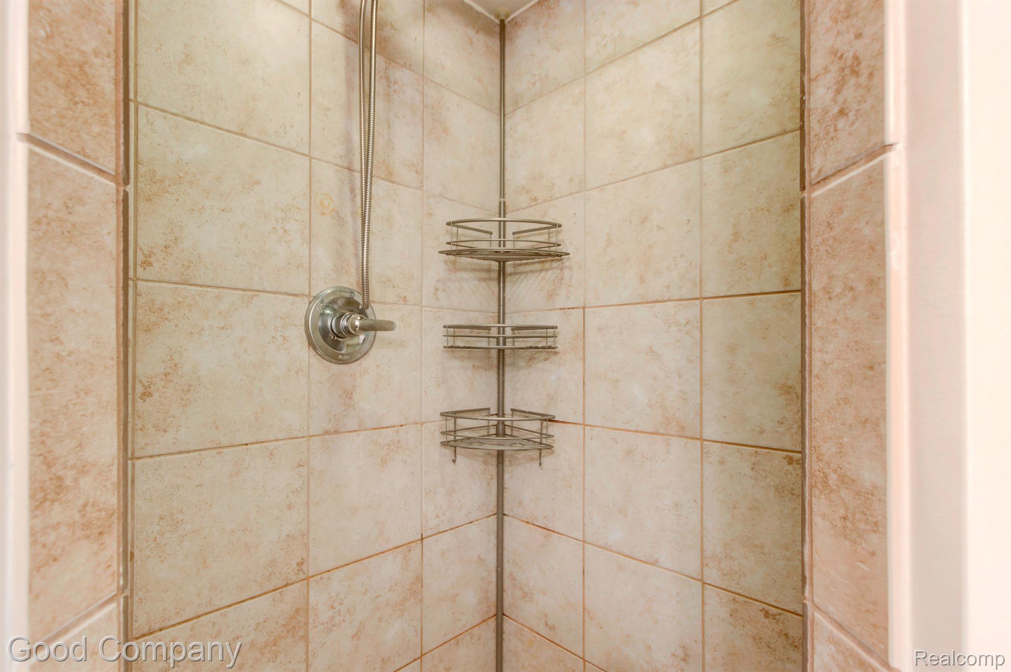 29506 Fall River Road Southfield, MI 48076 - Photo 26 of 41 Gallery Image 26