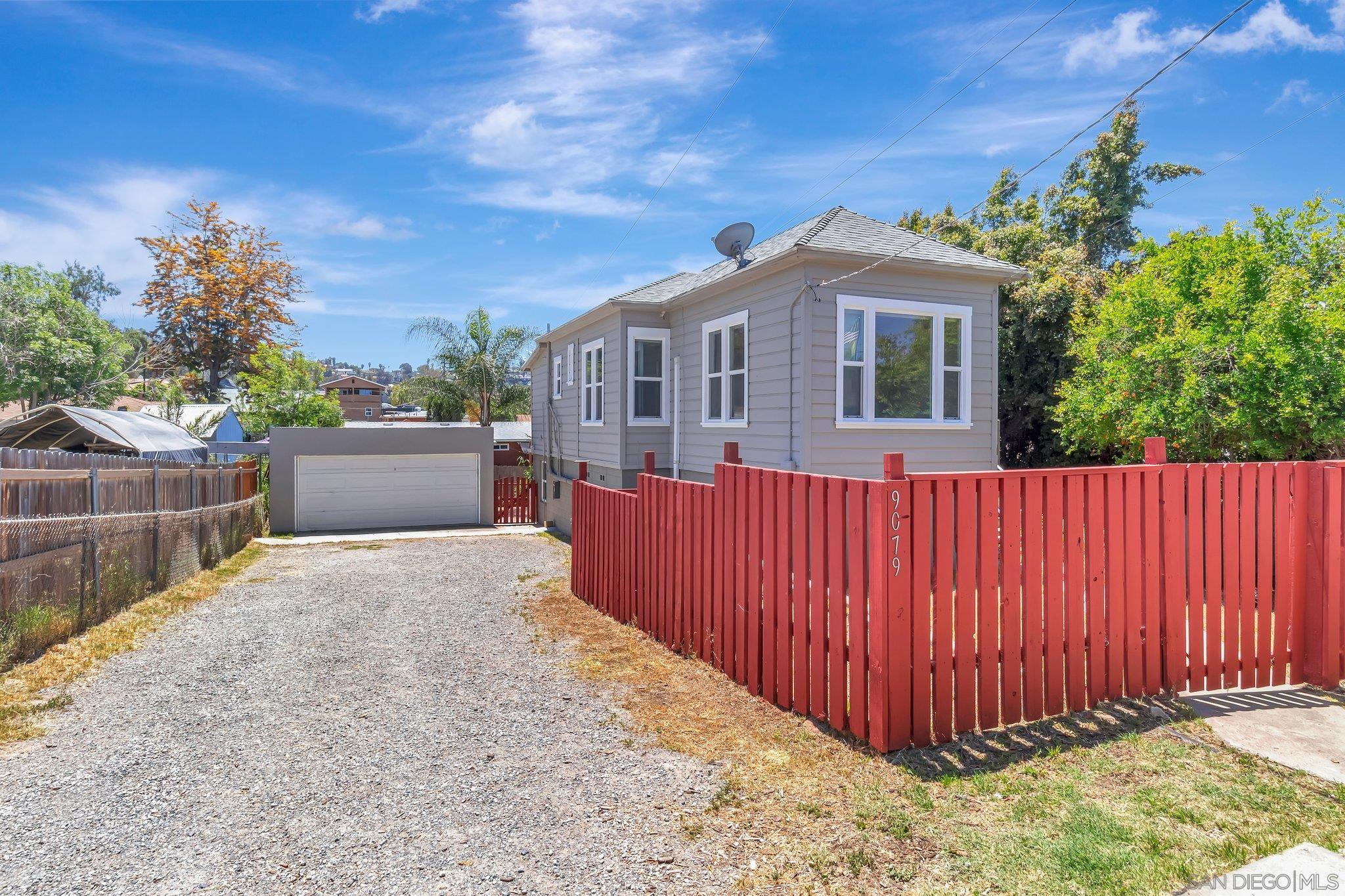 9065 Lemon Street Spring Valley, CA 91977 - Photo 5 of 38 Gallery Image 5