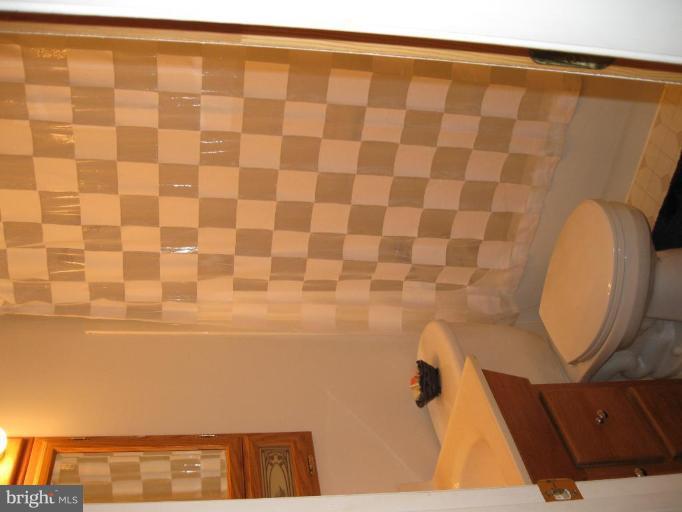 1619 Ruxton Road Edgewater, MD 21037 - Photo 10 of 10 a bathroom with a shower