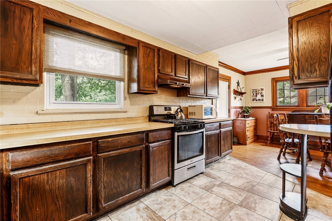 95 Rutledge Drive Rochester, NY 14621 - Photo 10 of 25 Gallery Image 10
