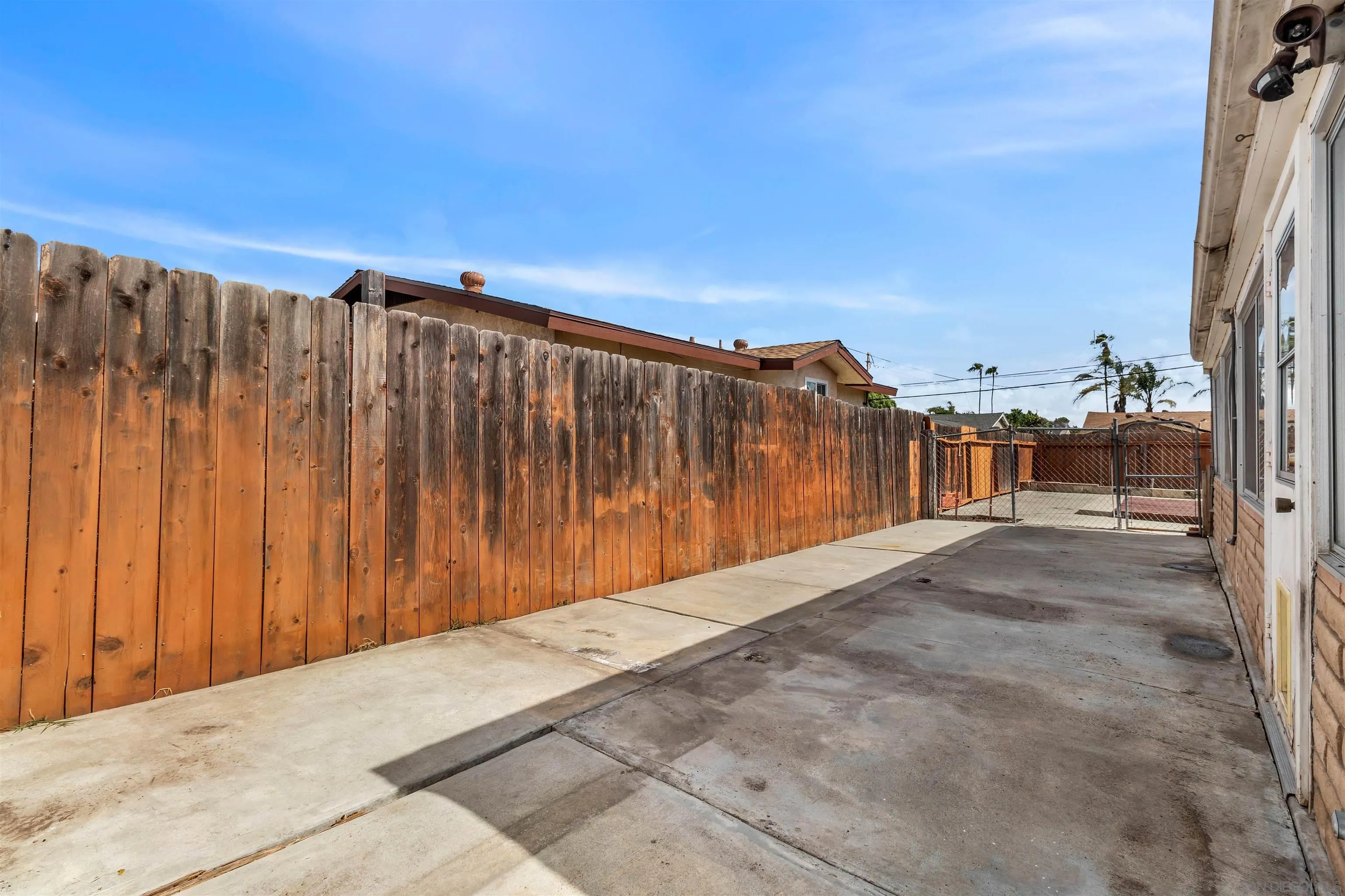 901 St George Court Spring Valley, CA 91977 - Photo 29 of 32 a view of a building with wooden fence