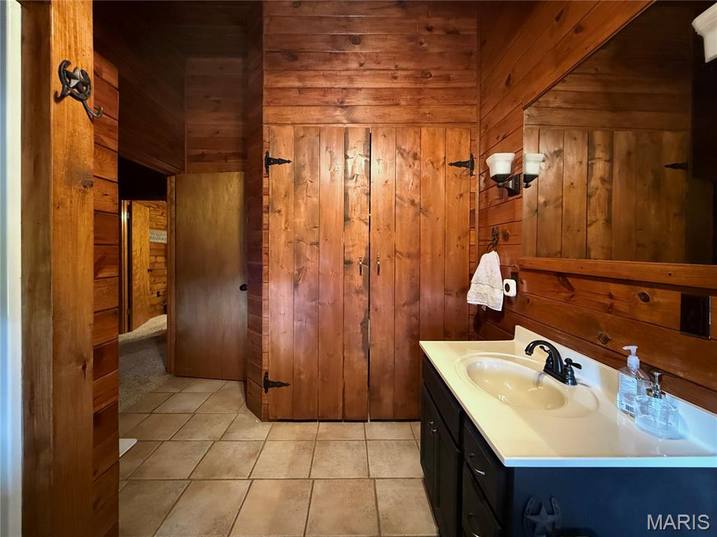 21924 Trogdon Road Farmington, MO 63640 - Photo 19 of 57