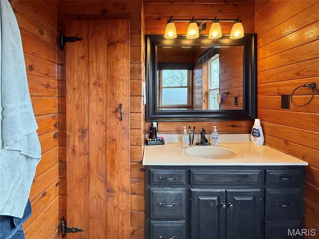 $579,900 | 21924 Trogdon Road, Farmington, MO 63640