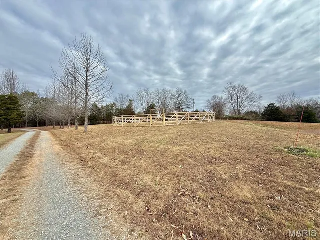 $579,900 | 21924 Trogdon Road, Farmington, MO 63640