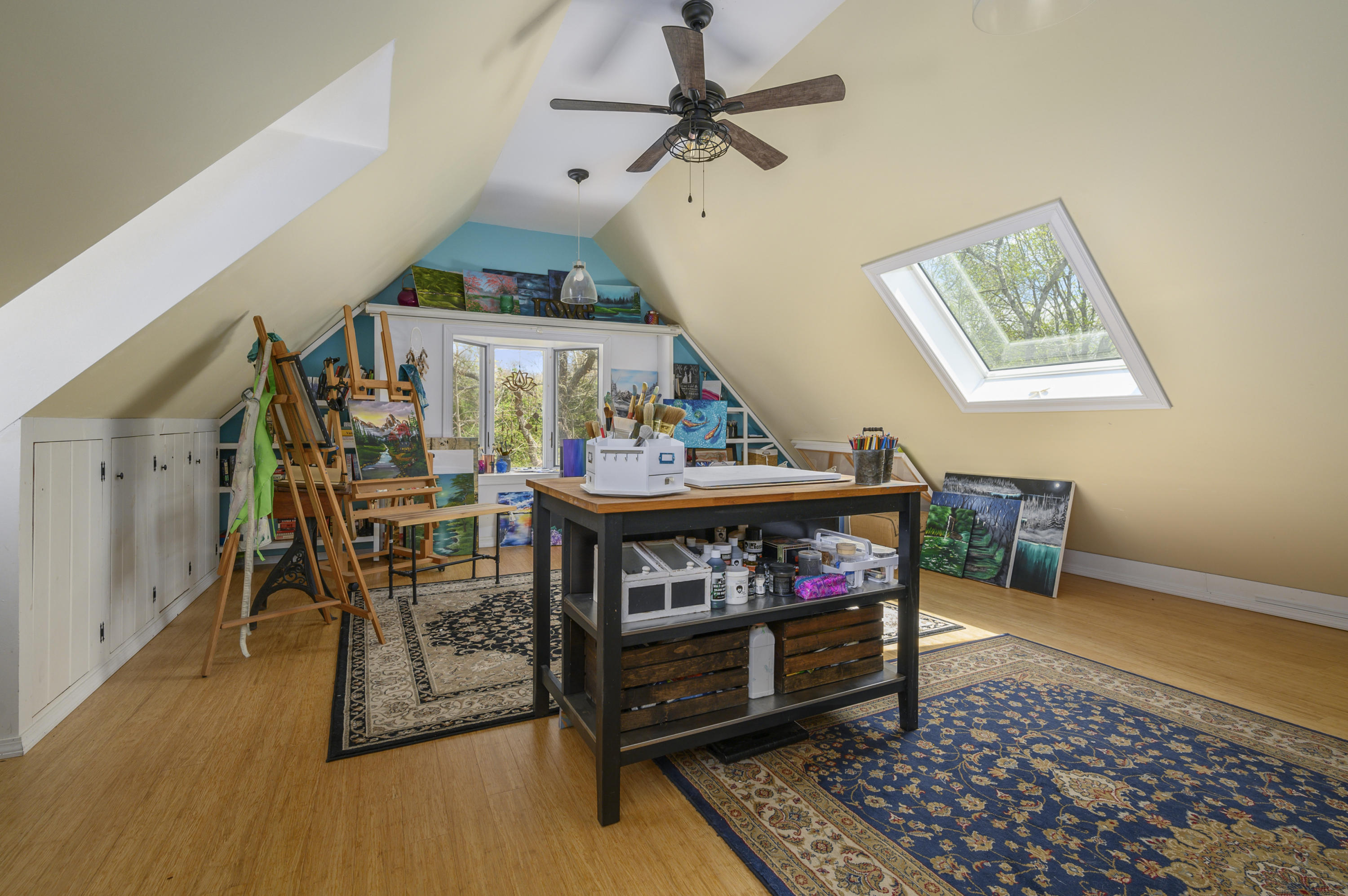 29 Old Kings Road Cotuit, MA 02635 - Photo 28 of 30 a bedroom with furniture and a baby crib