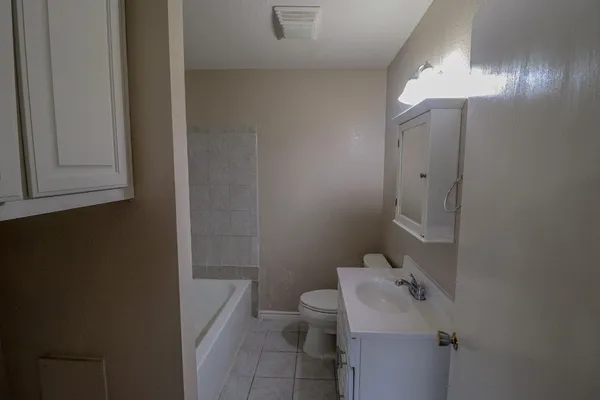 $1,100 | 3732 Kenwood Street, Orange, TX 77630