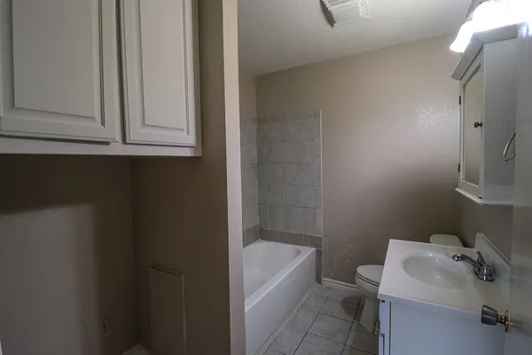 $1,100 | 3732 Kenwood Street, Orange, TX 77630